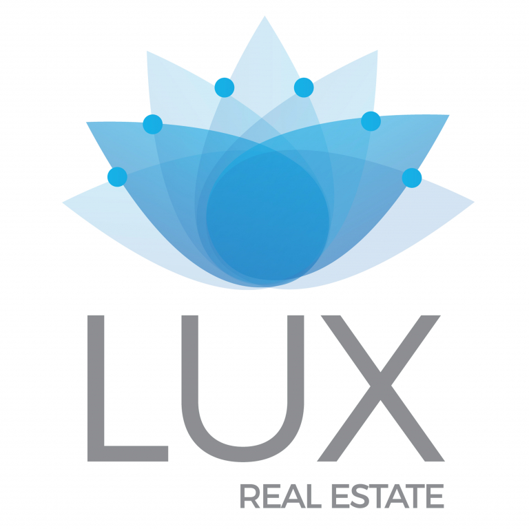 LUX REAL ESTATE Lux Villas